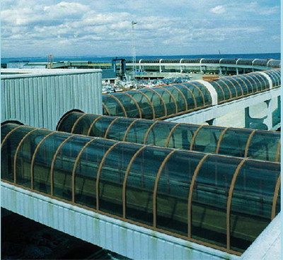 新型建材新選擇 北京陽光板雨棚的制造、應用與市場解析